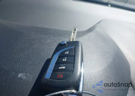 2020 Toyota Corolla Se z USA, uszkodzony, nr VIN 5YFS4RCE2LP029034